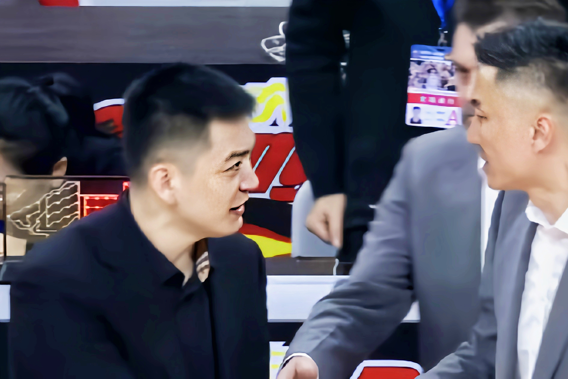 开云在线直播-福建队逆转爵士,郭艾伦统治全场