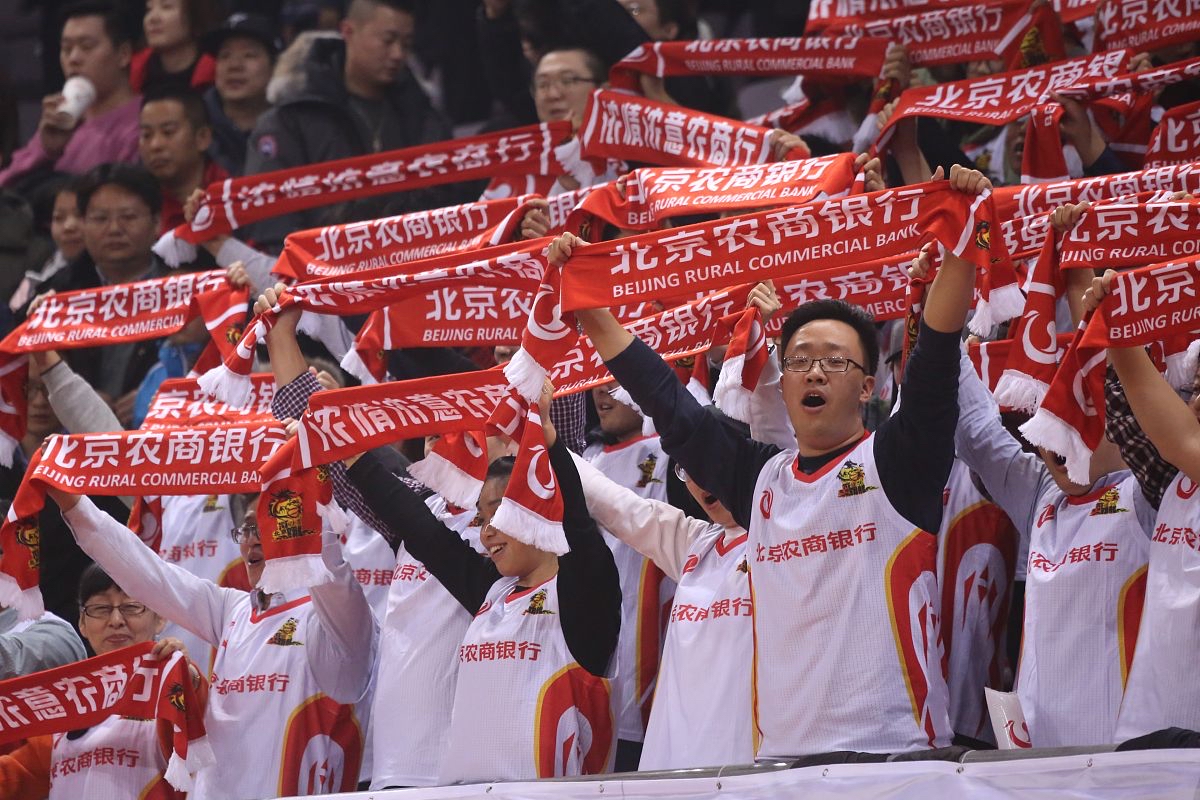 开云体育中国-赛季中期球队表现飘红,备受关注和打动