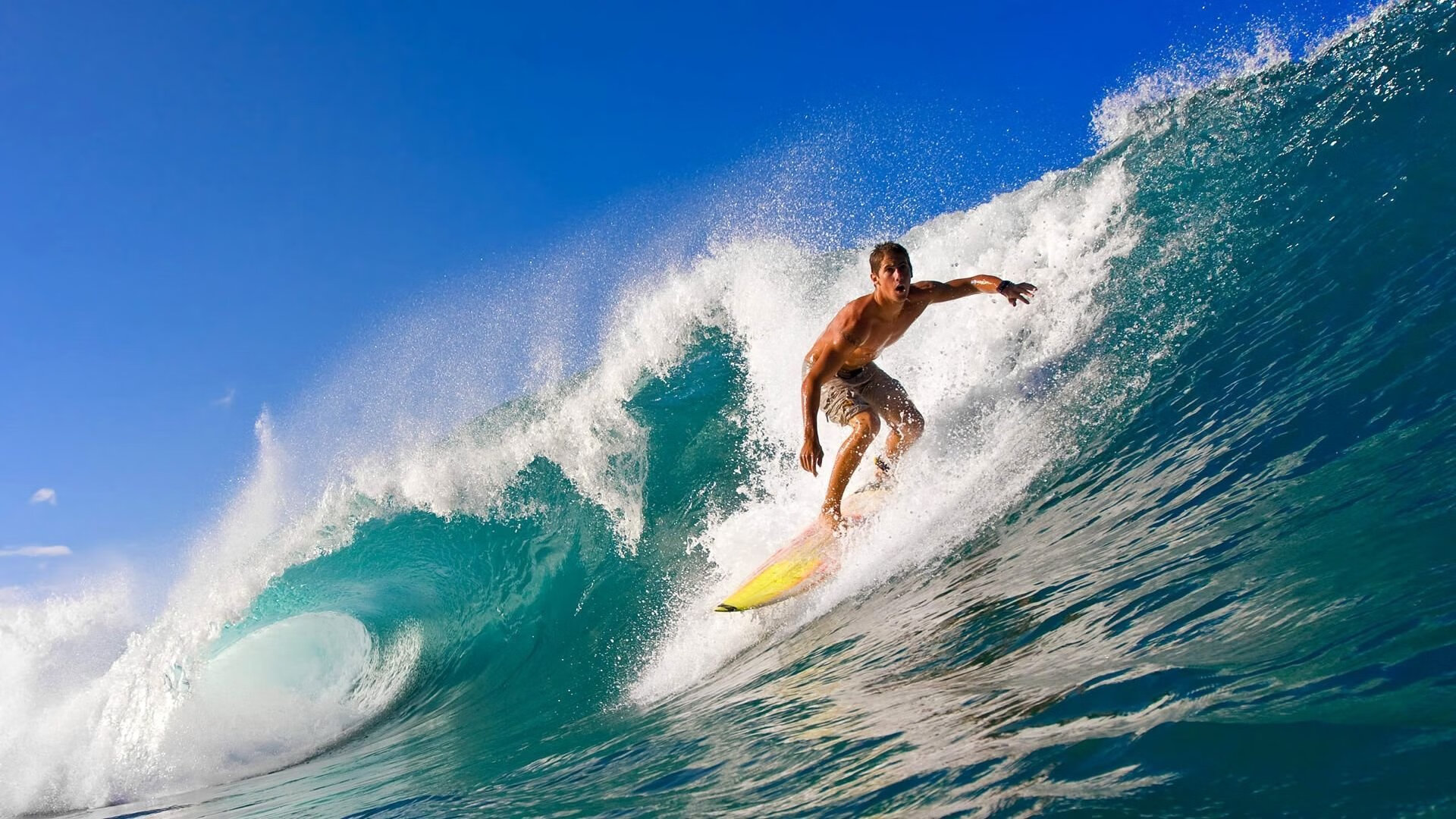 开云足球直播-当体育的戏剧性超越想象，伊朗末节奇迹与李刚仁的F1街道赛接管